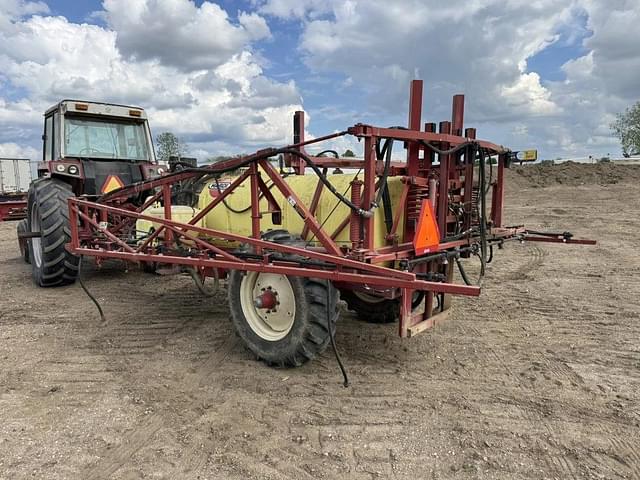 Image of Hardi Navigator 550 equipment image 2