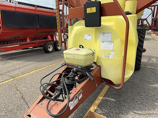 Image of Hardi NP1100 equipment image 1