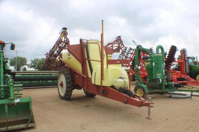 Image of Hardi NP1100 equipment image 1