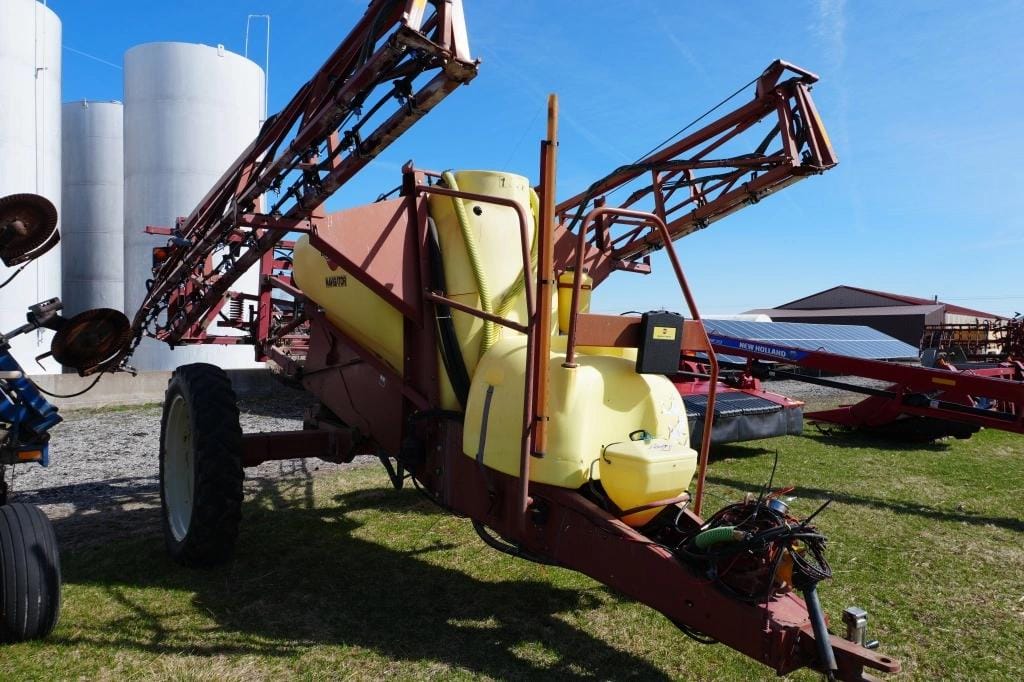 Hardi NP1100 Equipment Image0