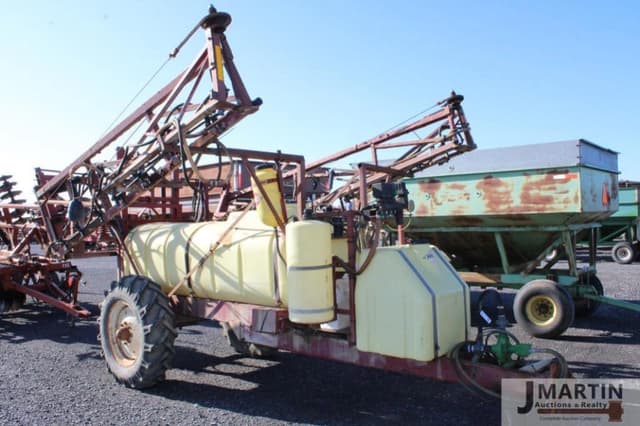 Image of Hardi Navigator equipment image 1