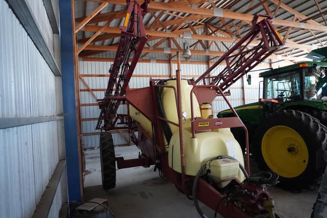 Image of Hardi NP1100 equipment image 1