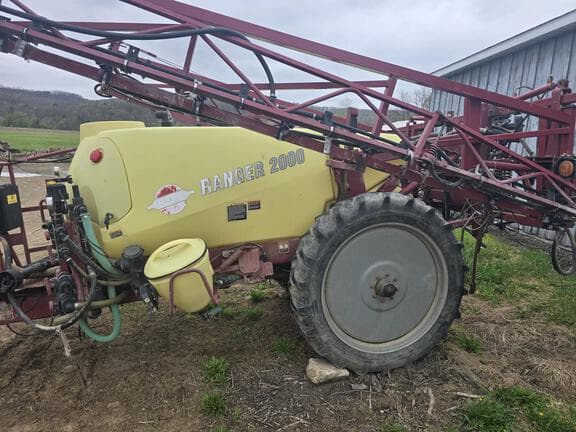 Image of Hardi Ranger 2000 equipment image 2
