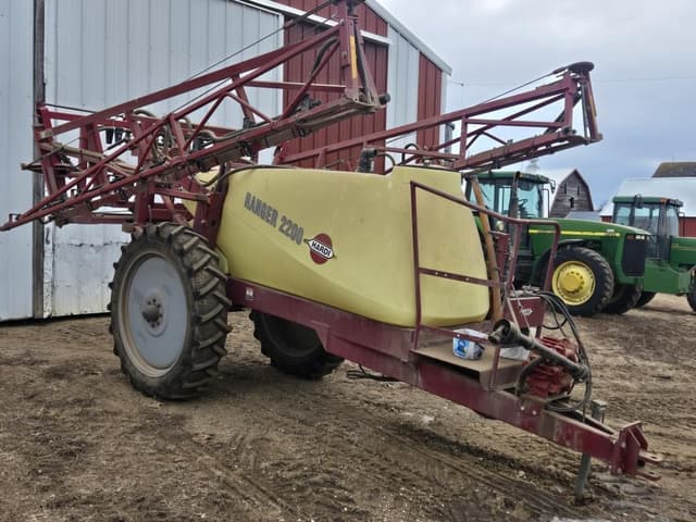 Image of Hardi Ranger 2200 equipment image 2