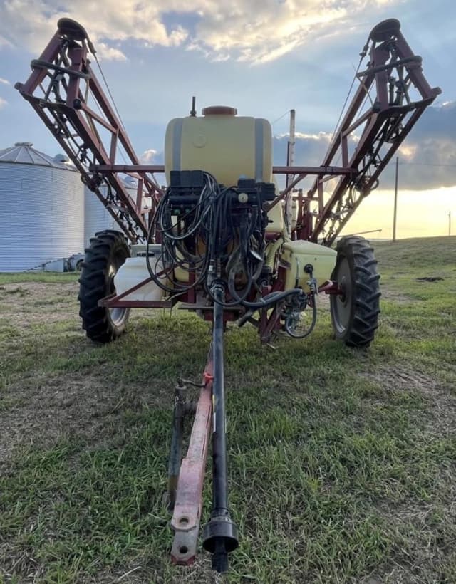 Image of Hardi TXH2400 equipment image 4