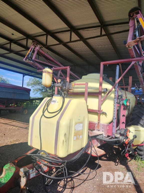 Image of Hardi Navigator equipment image 1