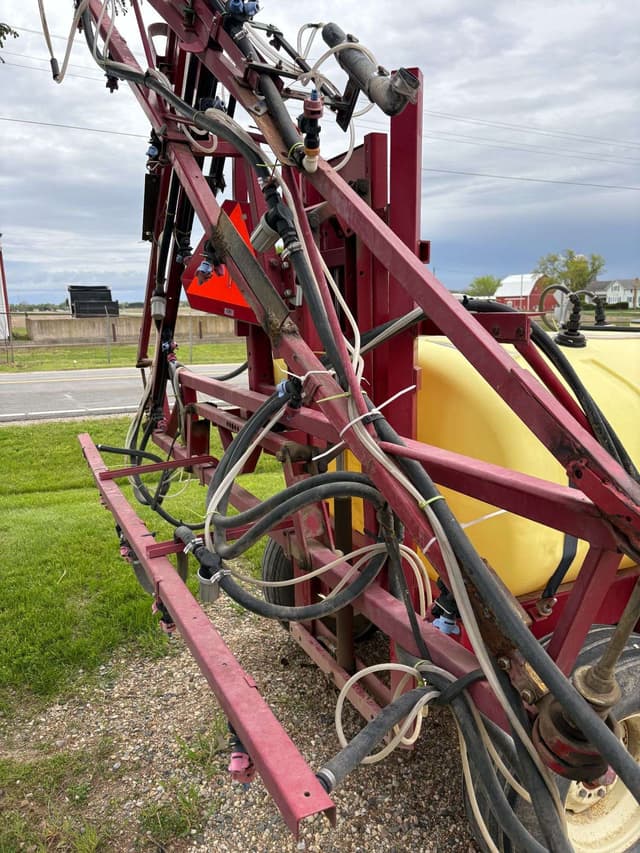 Image of Hardi TL500 equipment image 4