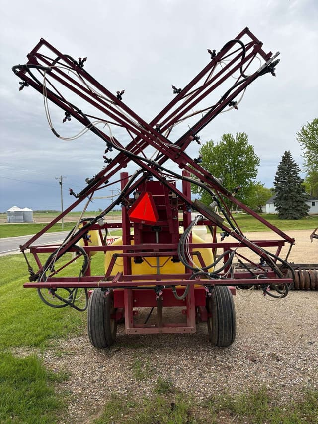 Image of Hardi TL500 equipment image 3
