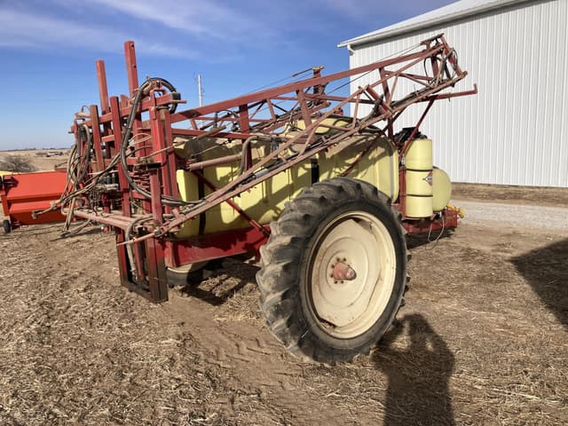 Image of Hardi TR1000 equipment image 3