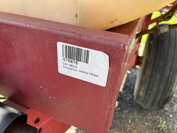 Image of Hardi TR300 equipment image 4