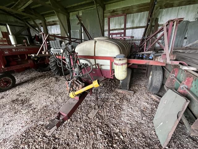 Image of Hardi TR500 equipment image 1
