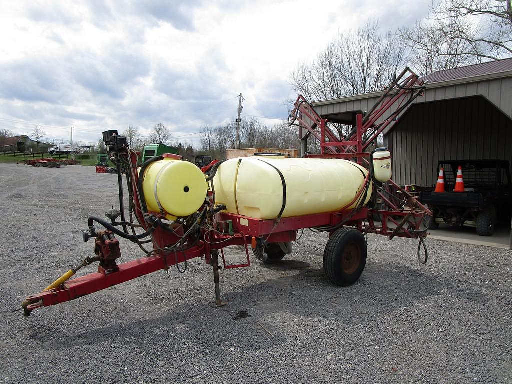 Hardi TR500 Chemical Applicators Sprayers - Pull Type for Sale ...