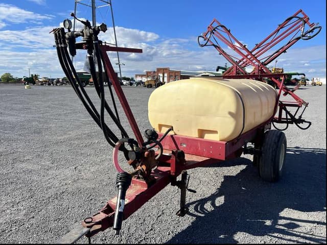 Image of Hardi TR500G equipment image 1