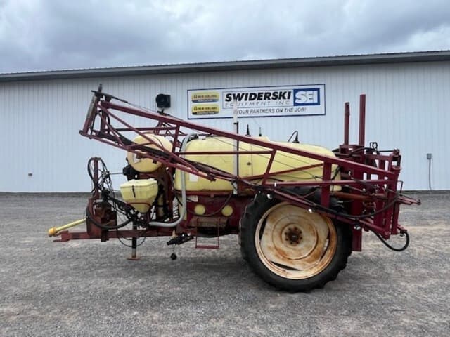 Image of Hardi 650 equipment image 1