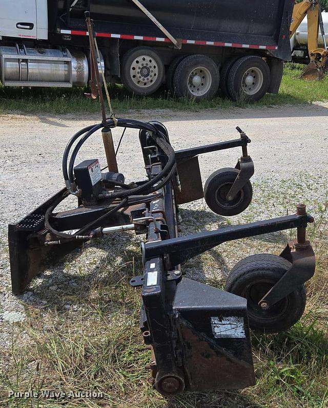 Image of Harley MX7 equipment image 3