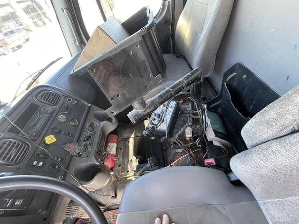 Image of Freightliner Undetermined equipment image 4