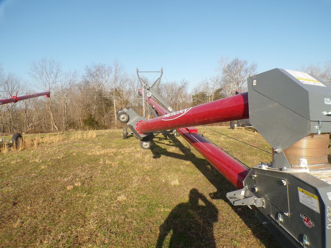 Image of Harvest by Meridian 1065 Image 0