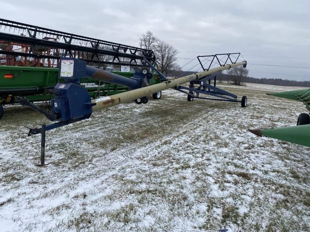 Image of Harvest International H1062 equipment image 2