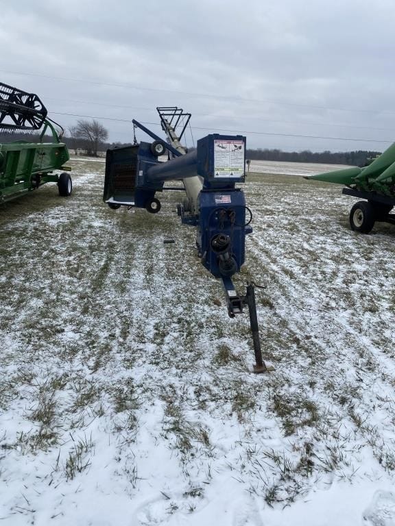 Harvest International H1062 Equipment Image0