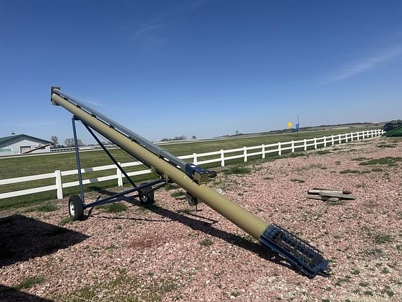 Image of Harvest International 10x31 equipment image 2