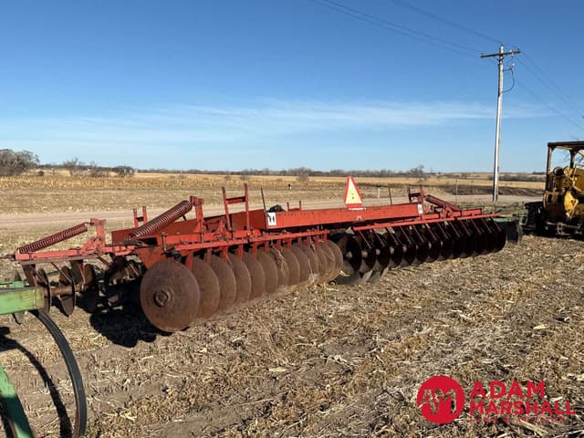 Image of International Harvester 480 equipment image 3