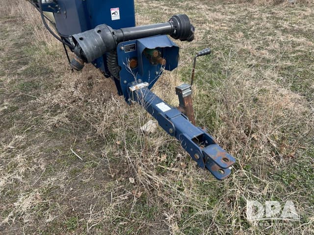 Image of Harvest International H13112 equipment image 2