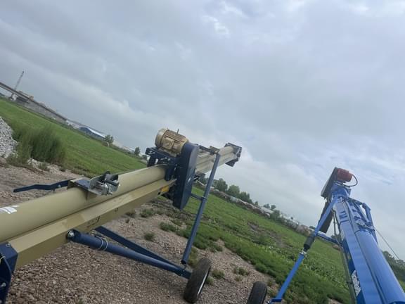 Image of Harvest International FC1535 equipment image 3