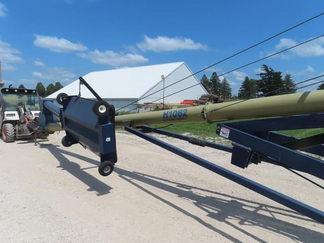 Image of Harvest International H1062 equipment image 3