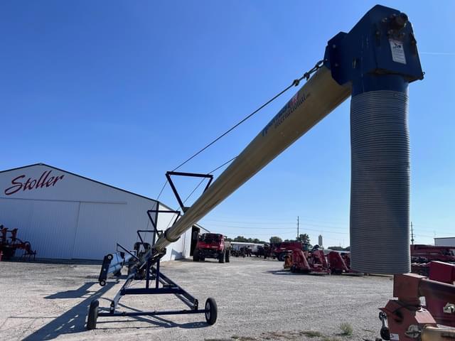 Image of Harvest International H1062 equipment image 2