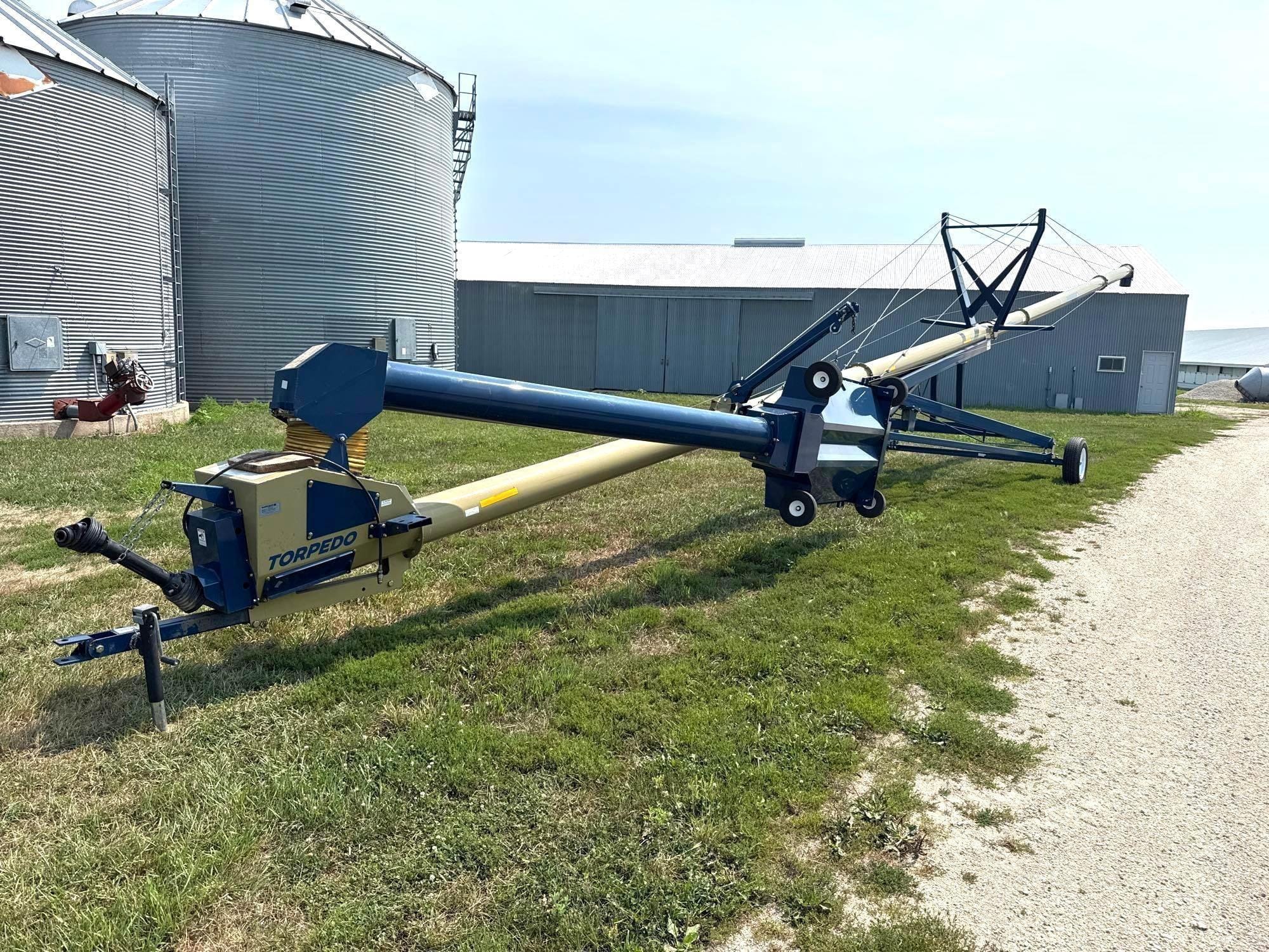 Harvest International H1074XT Equipment Image0