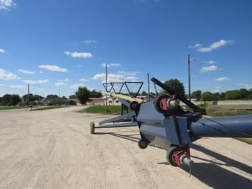 Main image Harvest International H1082