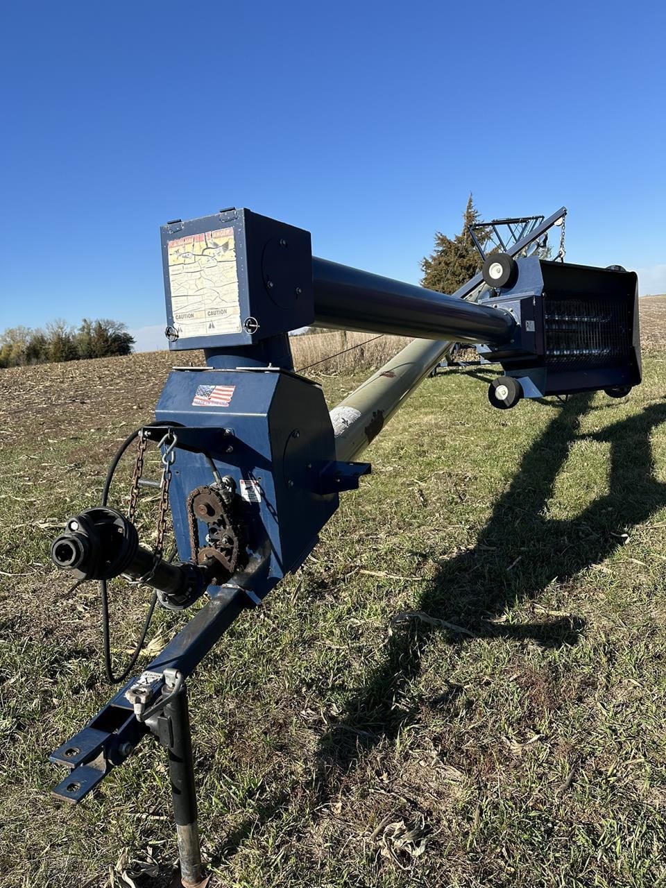 Main image Harvest International H1082