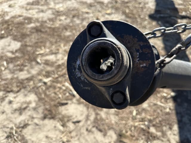 Image of Harvest International H1382 equipment image 3