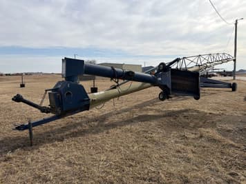 Main image Harvest International H1392