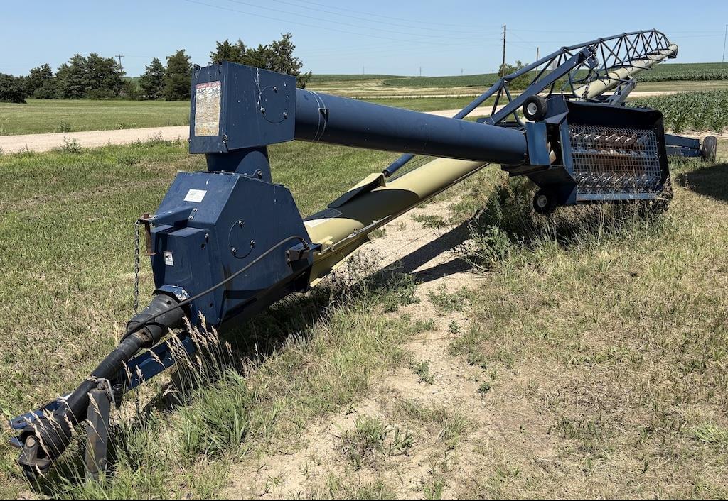 Image of Harvest International H1392 Primary image