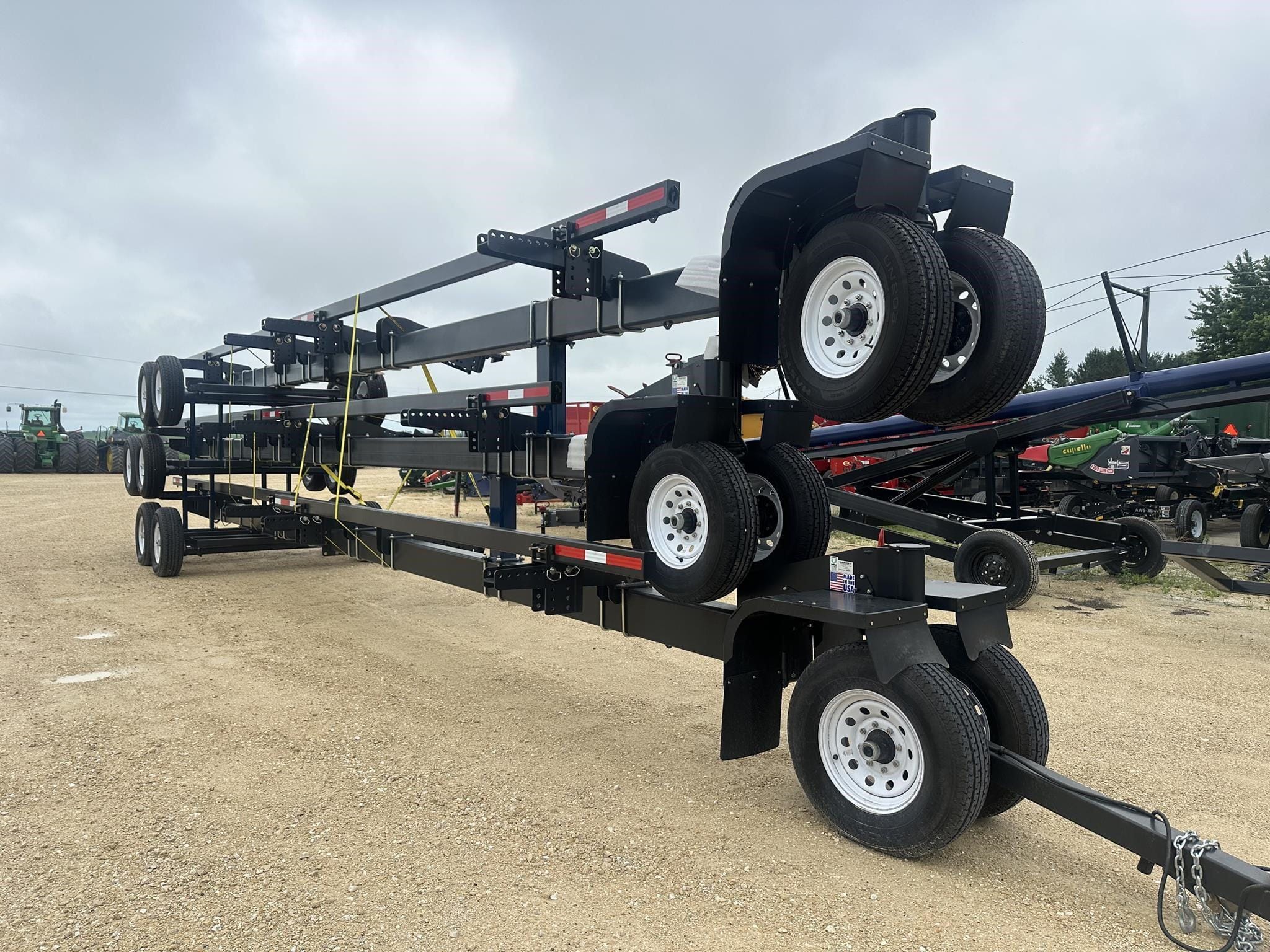 Main image Harvest International Challenger 3840