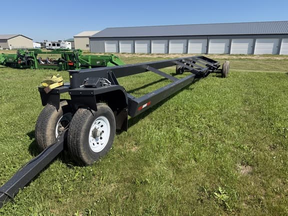 Image of Harvest International Challenger 3840 equipment image 1
