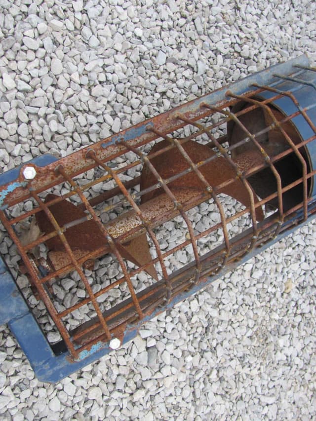 Image of Harvest International T1032 equipment image 1