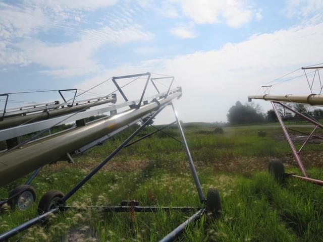 Image of Harvest International T1062 equipment image 2