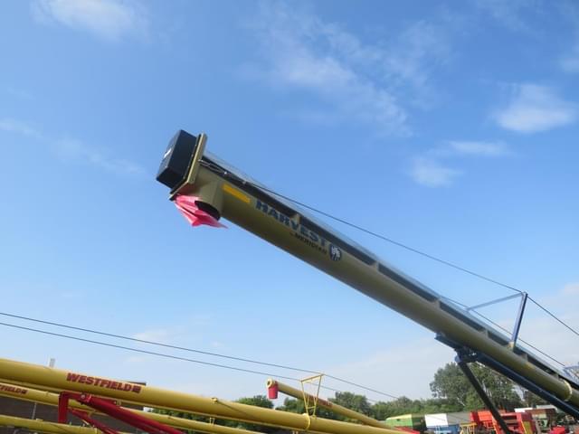 Image of Harvest International T1062 equipment image 4