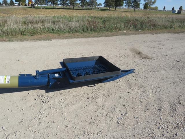 Image of Harvest International T852 equipment image 4