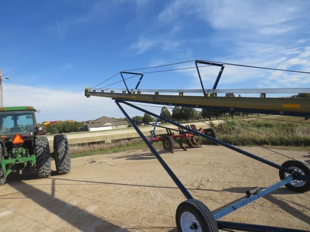 Image of Harvest International T862 equipment image 2