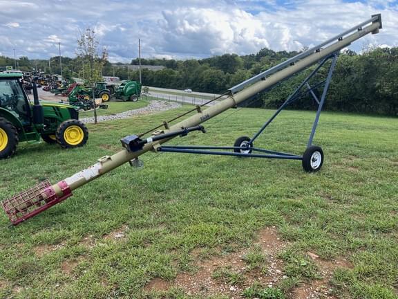 Image of Harvest International T836 equipment image 1