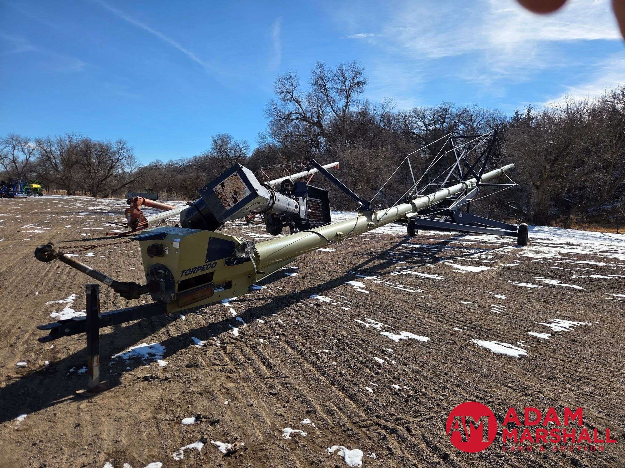 Harvest International H1394XT Equipment Image0