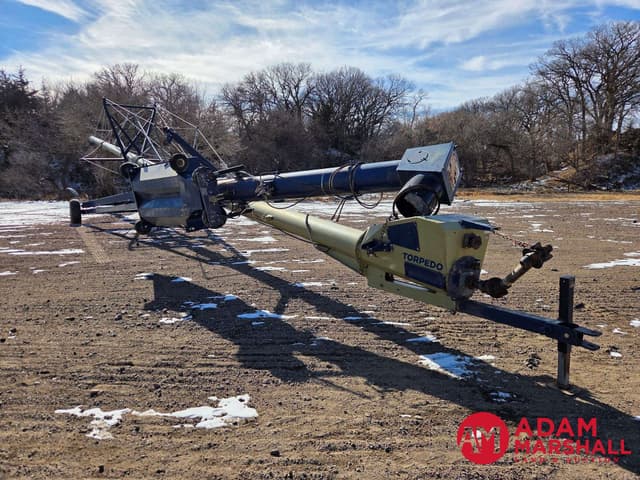 Image of Harvest International H1394XT equipment image 1