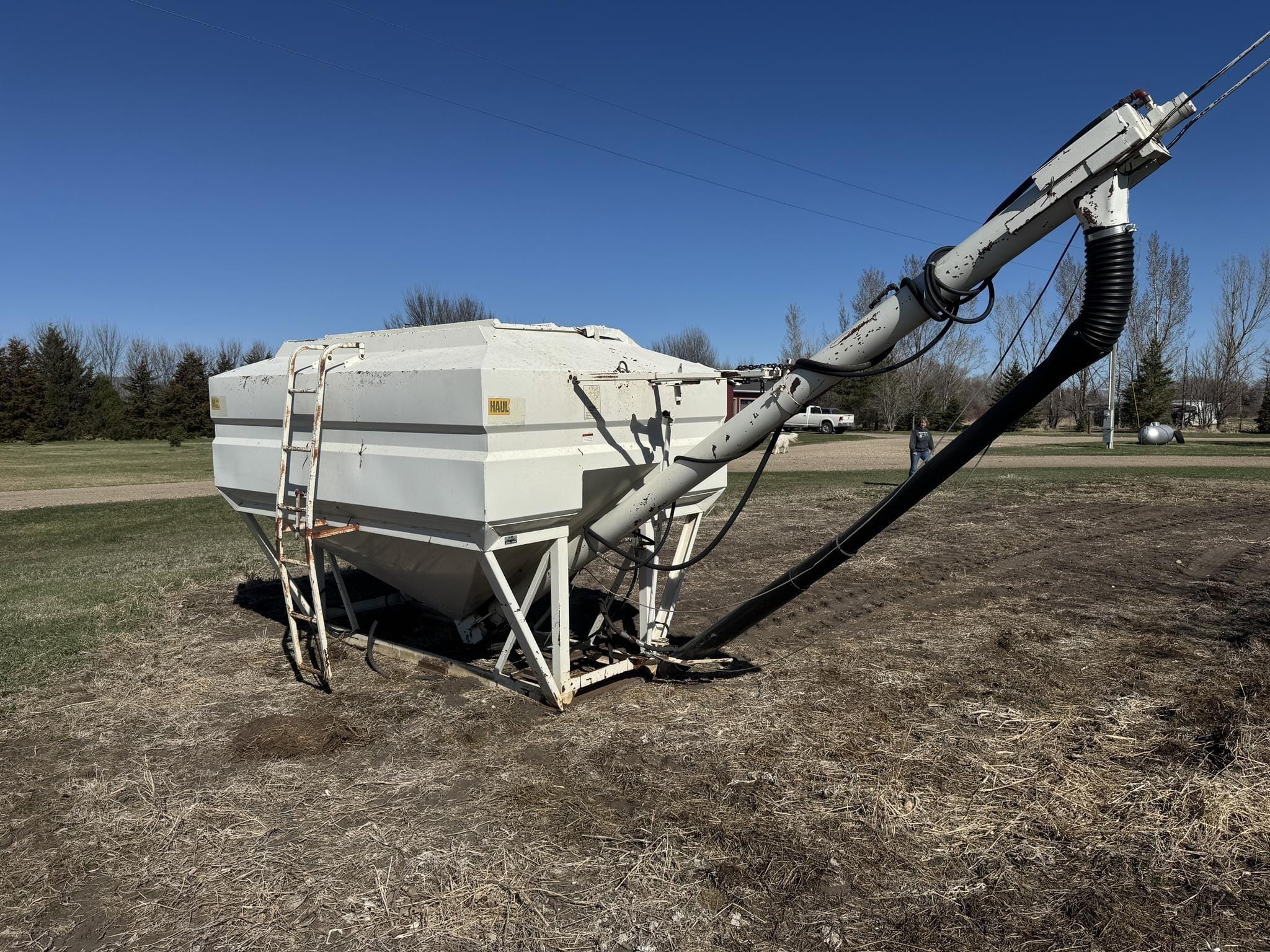 Haul-All 310 Equipment Image0