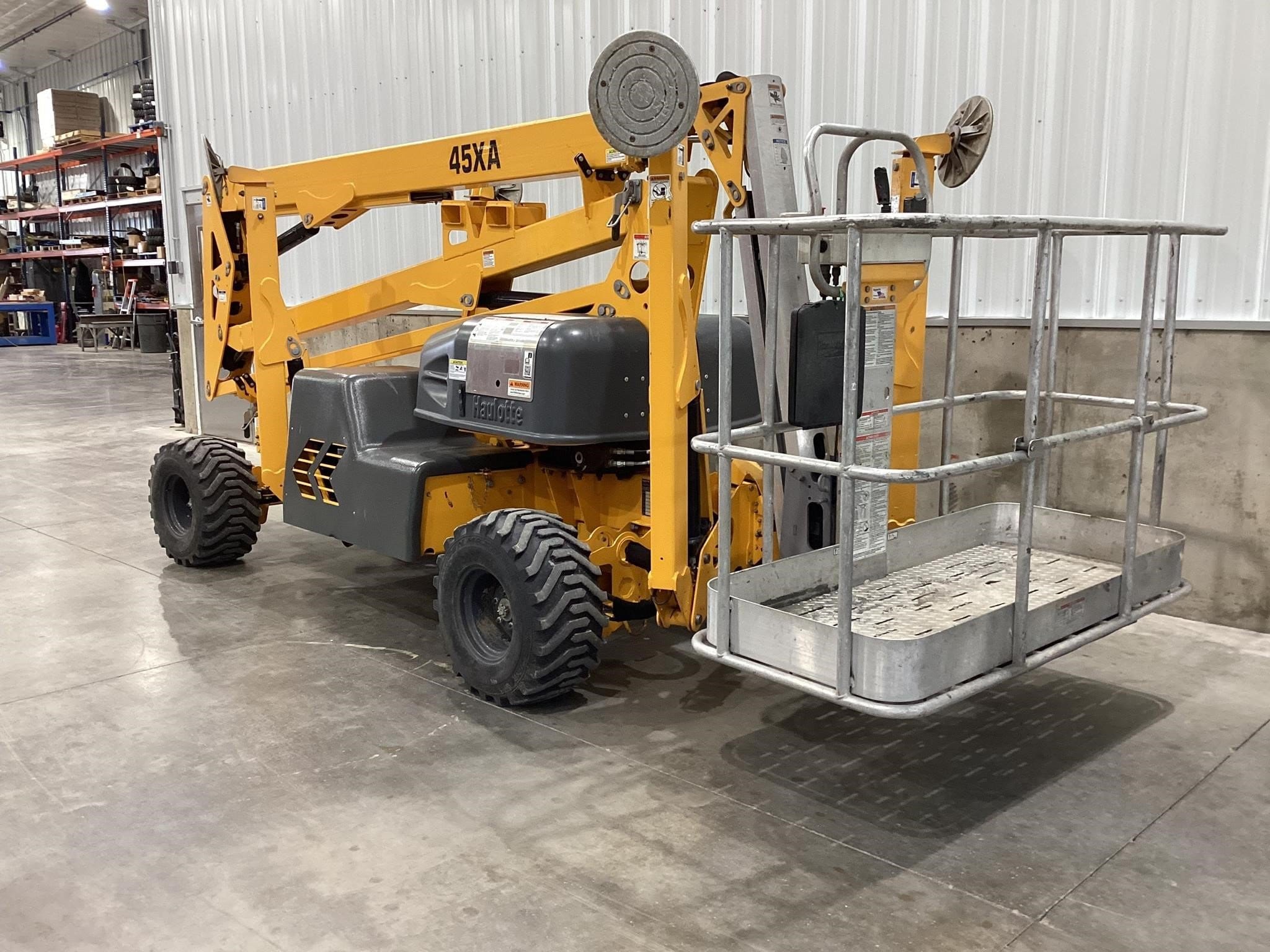 2020 Haulotte 45XA Equipment Image0