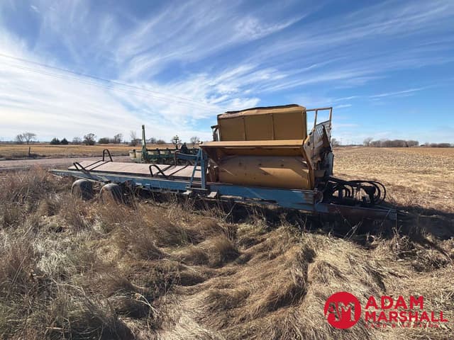 Image of Haybuster 256 equipment image 1