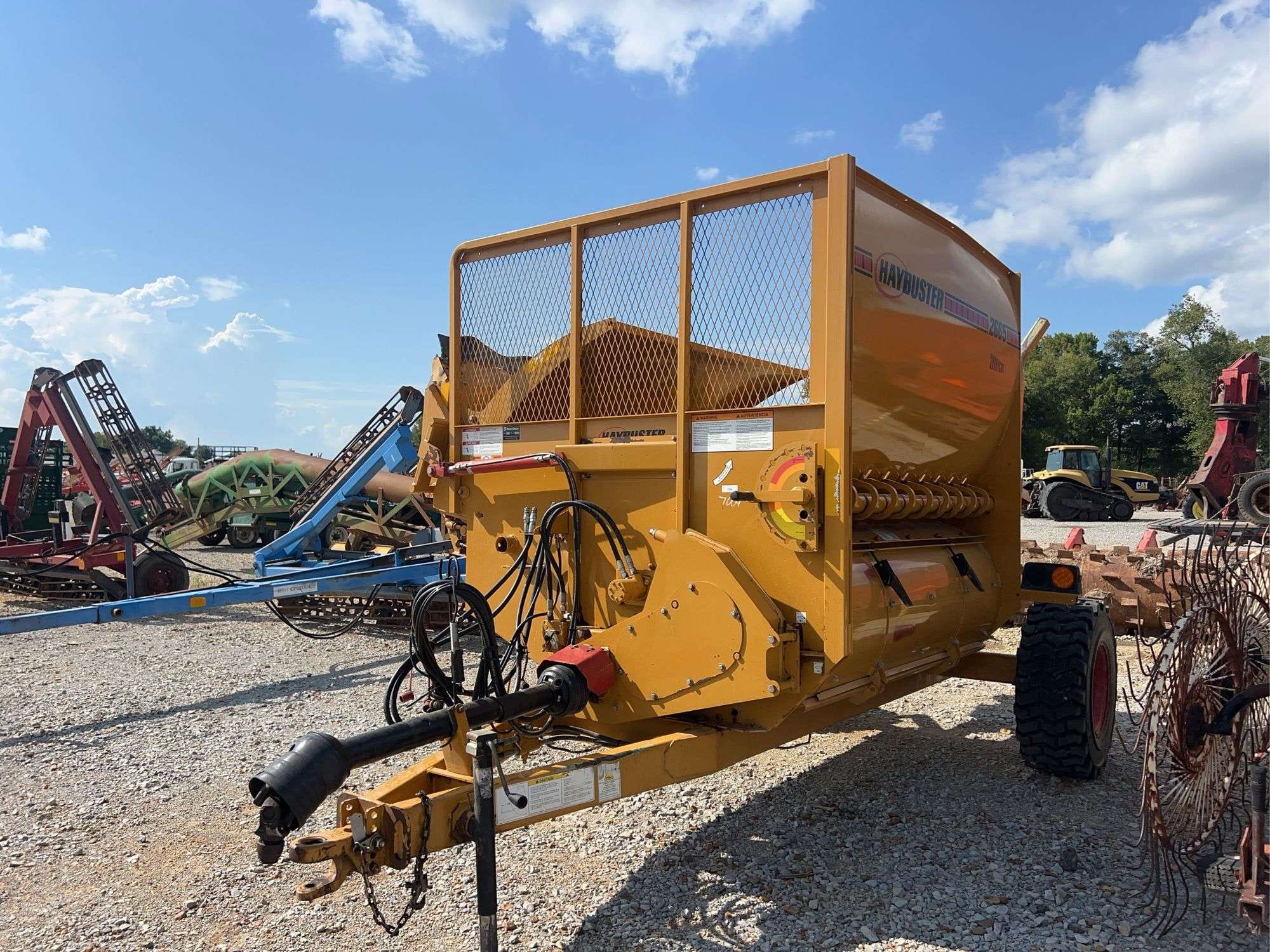 Haybuster 2665 Equipment Image0
