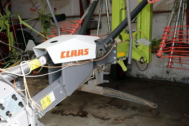 Image of CLAAS Liner 2700 equipment image 2